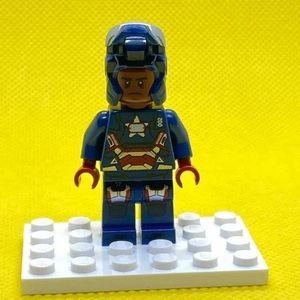 IRON MAN LEGO FIGURE